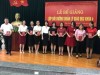 Học viên nhận chứng chỉ bồi dưỡng quản lí giáo dục khóa IV tại Trung tâm